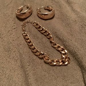 Light rose gold set earrings and clasp bracelets